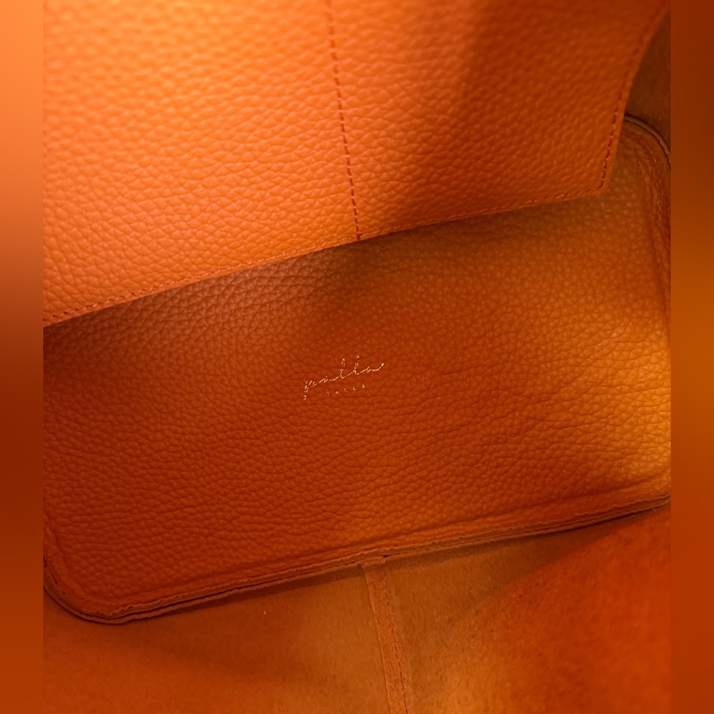 Like New Orange Leather Palla Dalla Bucket Bag - Picture 9 of 10